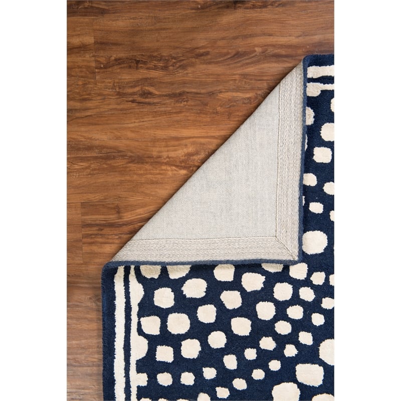 Linon Aspire Scallop Hand Tufted Wool 8'x11' Rug in Navy