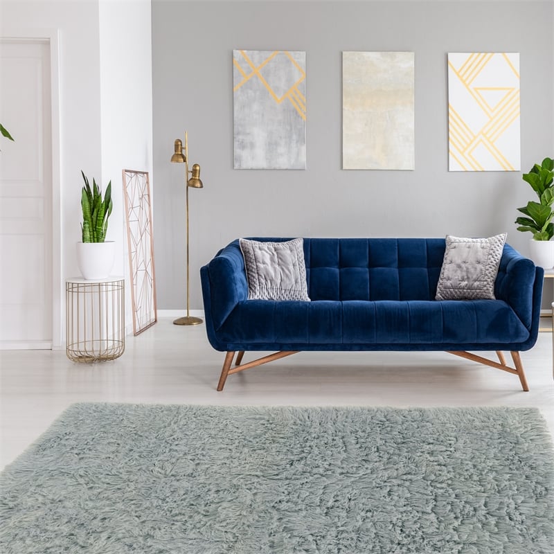 Linon New Flokati Hand Woven Wool 8'x10' Rug in Gray
