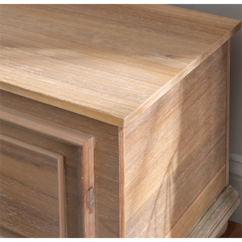 Linon Chadwick Traditional Cedar Chest in Natural Finished Wood