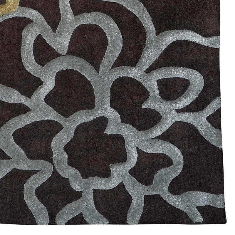 Linon Trio Open Flowers Hand Tufted Polyester 5'x7' Rug in Chocolate Brown