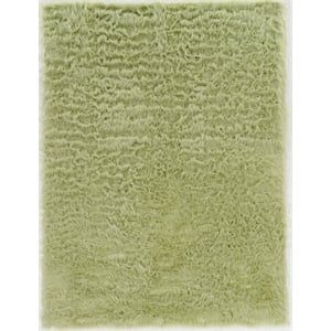 linon shep faux fur tufted acrylic 5'x7' rug in green