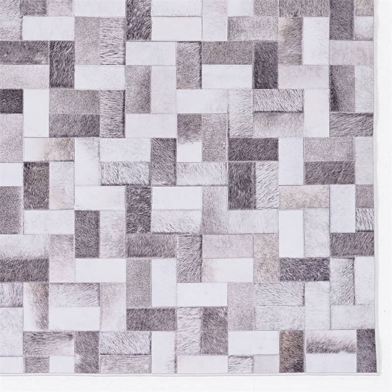 Linon Laredo Burke Woven Polyester 5'x7' Rug in Gray