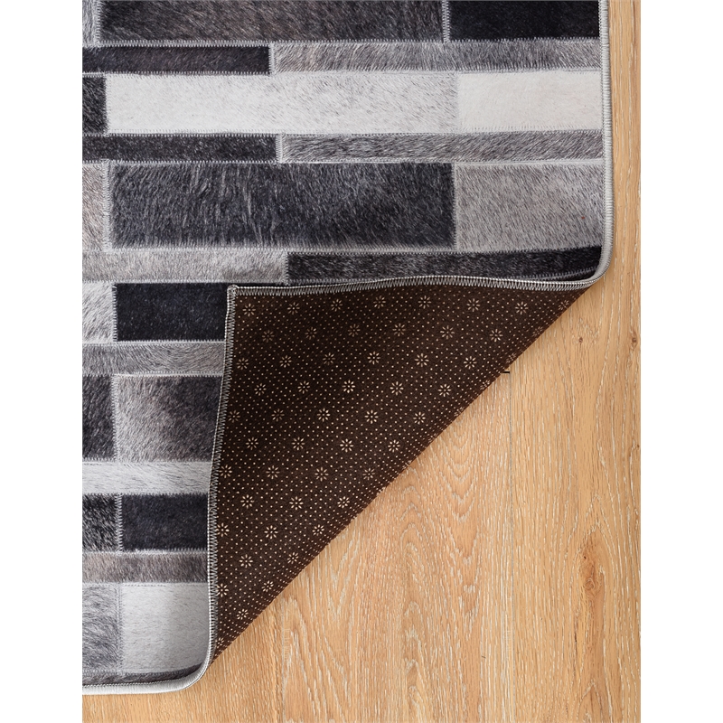 Linon Laredo Sontag Woven Polyester 3'x5' Rug in Gray