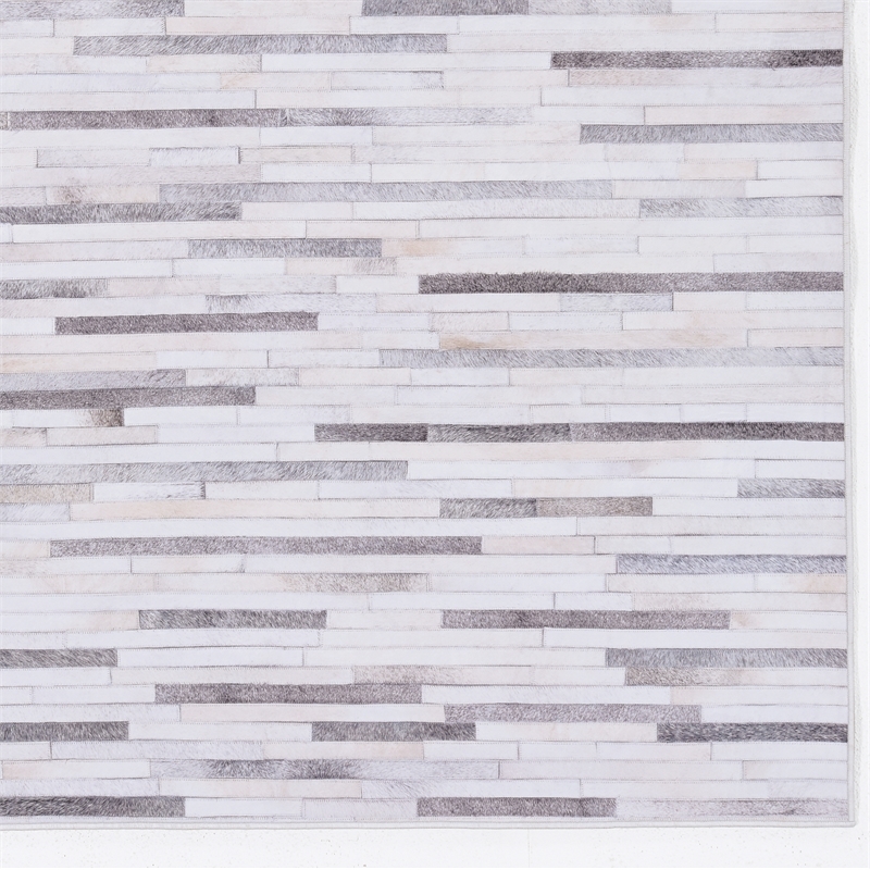 Linon Laredo Tanner Woven Polyester 3'x5' Rug in Gray