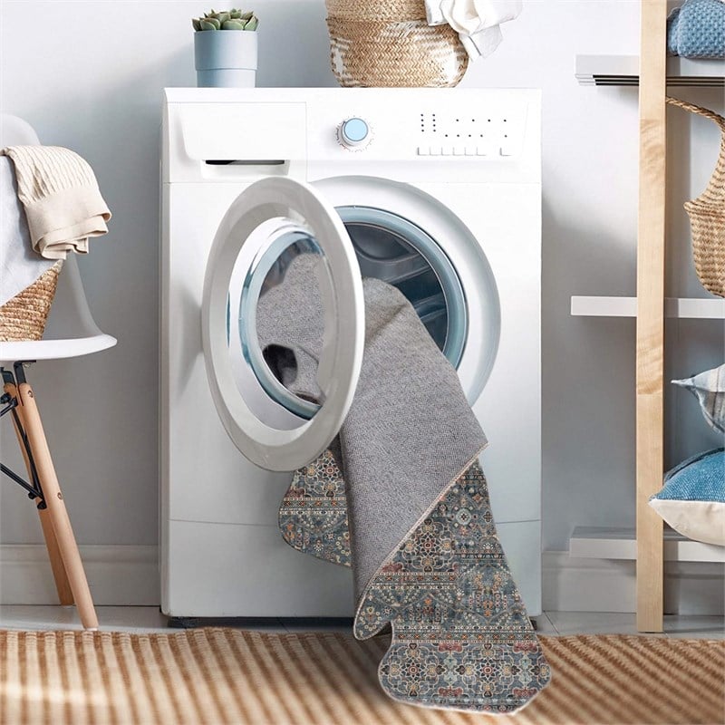 Linon Washable Buford Polyester 5'x7' Rug in Teal Blue