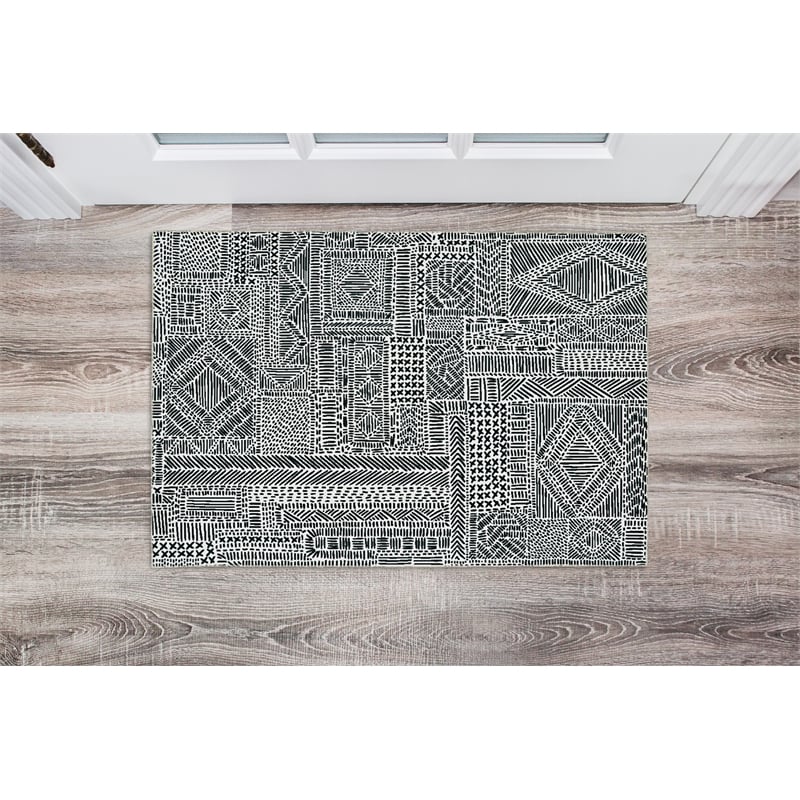 Linon Washable Kylen Polyester 2'x3' Rug in Ivory