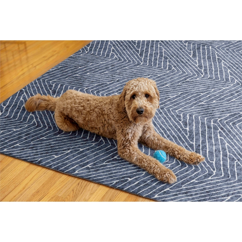 Linon Washable Lathan Polyester 5'x7' Rug in Gray