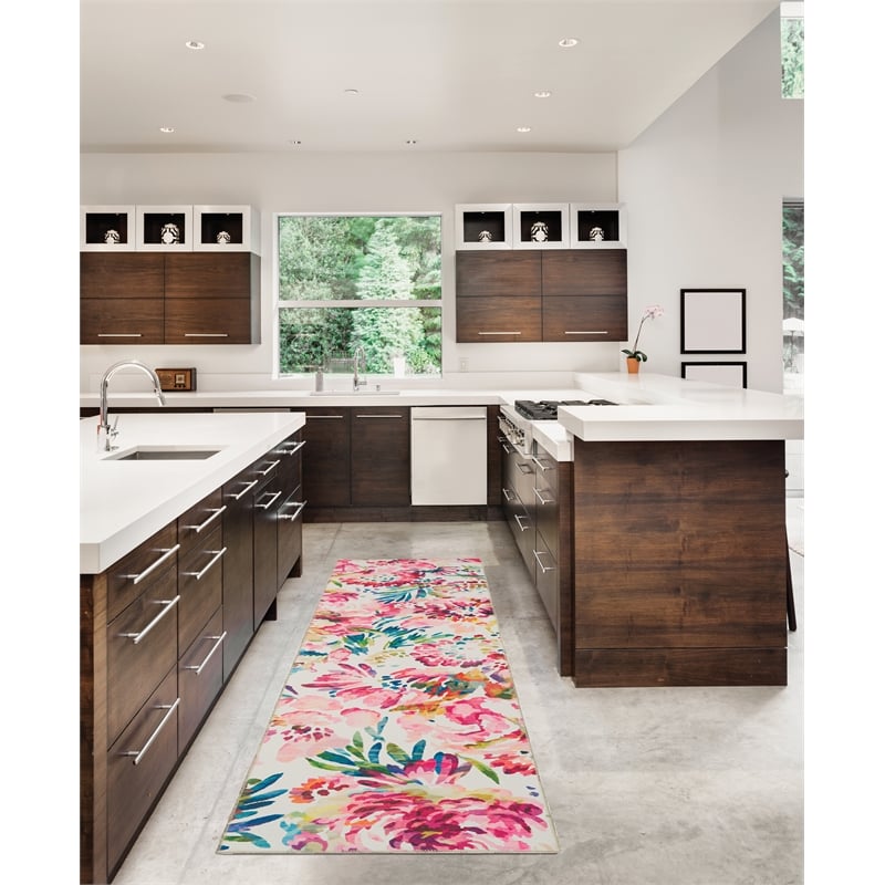 Linon Washable Gatlin Polyester 2'x8' Rug in Raspberry Red
