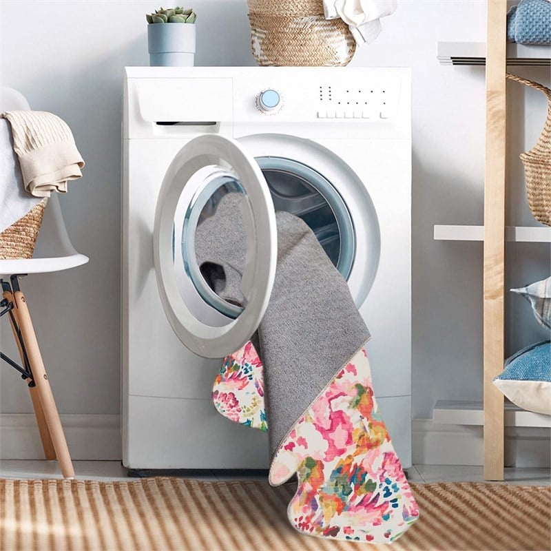 Linon Washable Gatlin Polyester 5'x7' Rug in Raspberry Red