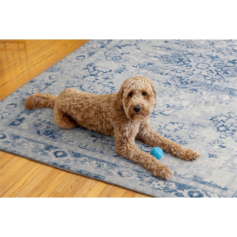 Linon Washable Zayd Polyester 5'x7' Rug in Gray