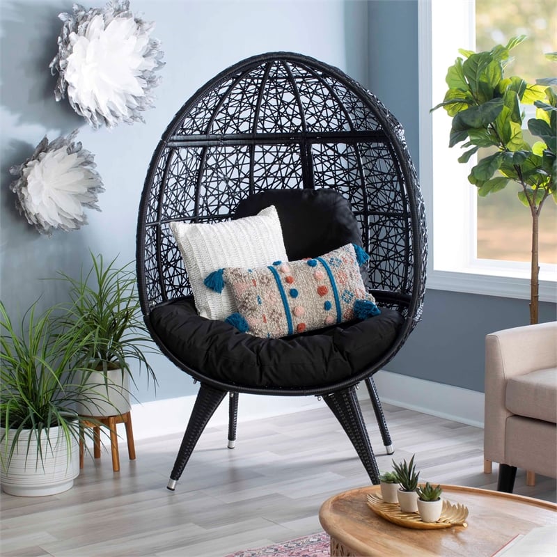 round chair indoor