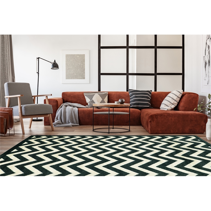 Linon Elegance Chevron Polypropylene 8'x10' Rug in Charcoal and Ivory