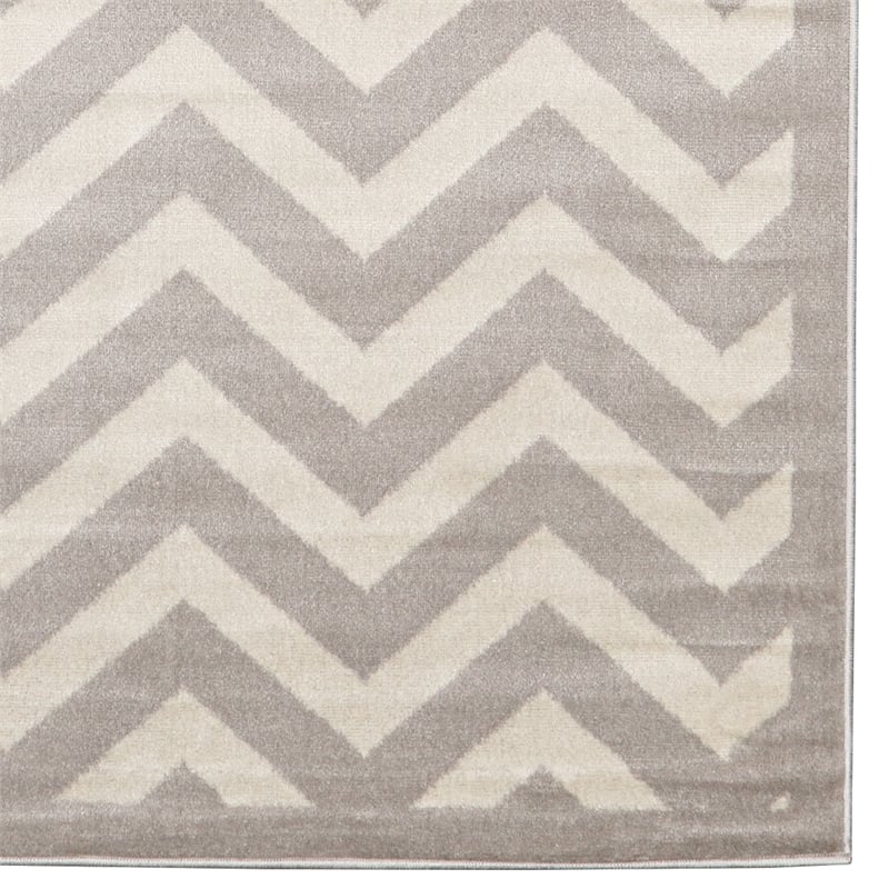 Linon Elegance Chevron Polypropylene 8'x10' Rug in Ivory and Gray