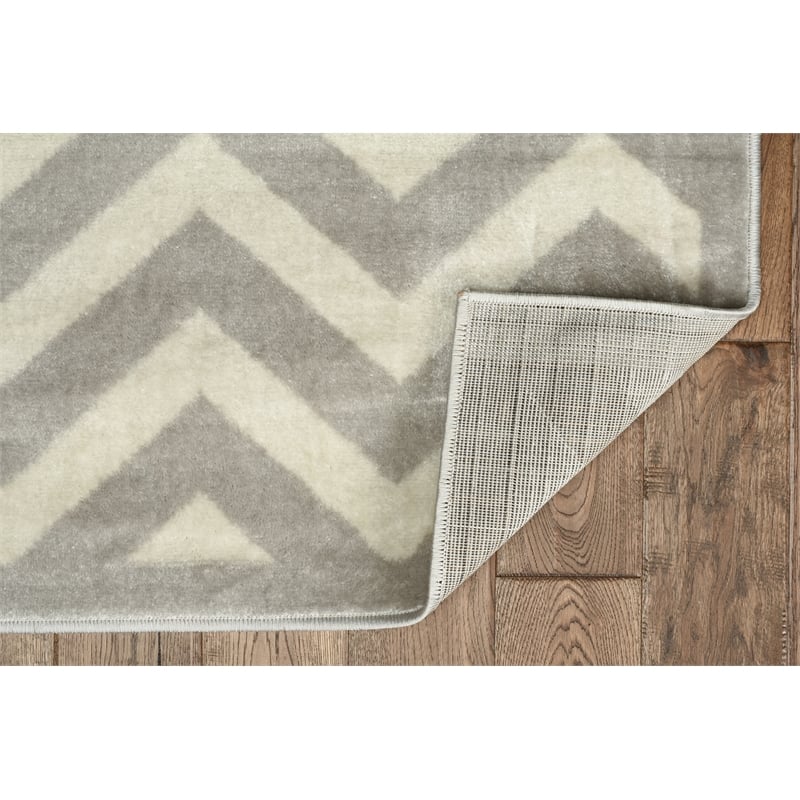 Linon Elegance Chevron Polypropylene 8'x10' Rug in Ivory and Gray