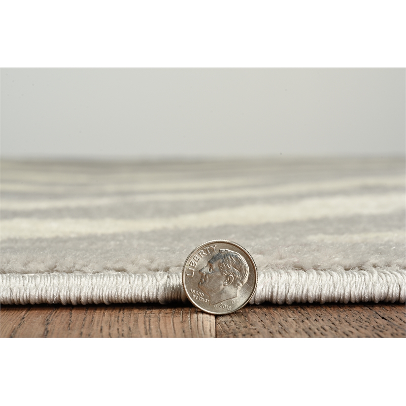 Linon Elegance Chevron Polypropylene 8'x10' Rug in Ivory and Gray