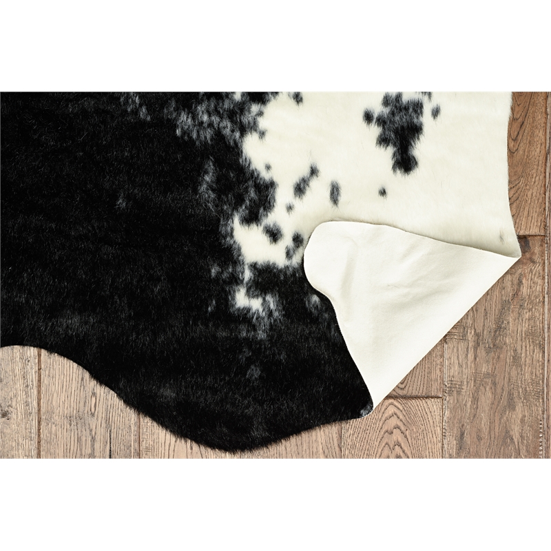 Linon Faux Hide Polyester Tufted Printed Area Rug in Black and White Salt Pepper