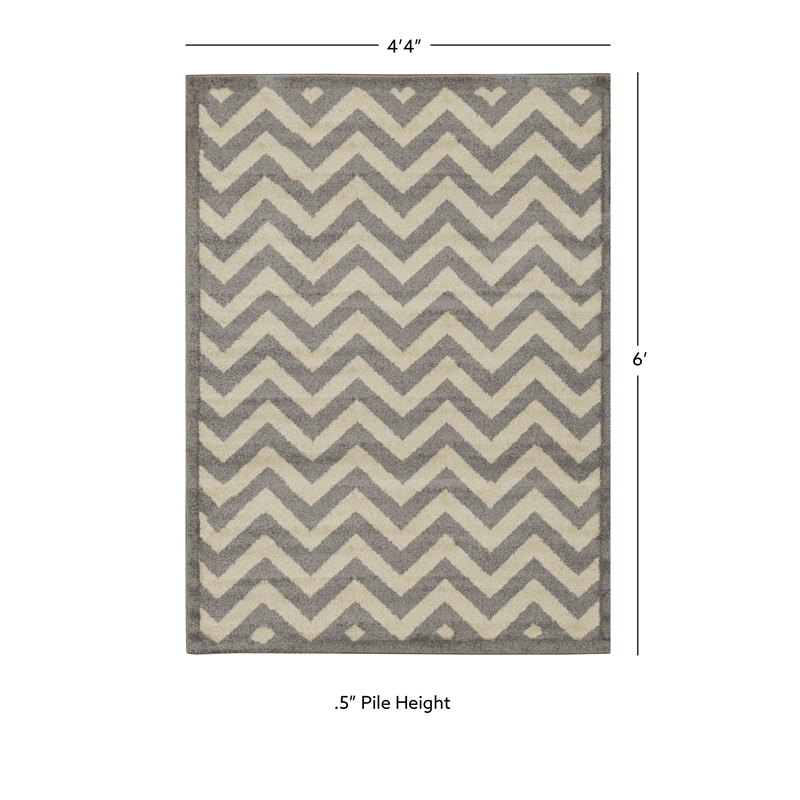Linon Corfu Chevron Polypropylene 4'4