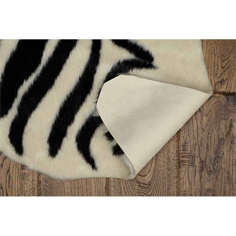 Linon Faux Hide Polyester Mini Zebra Accent Rug in Ivory and Black