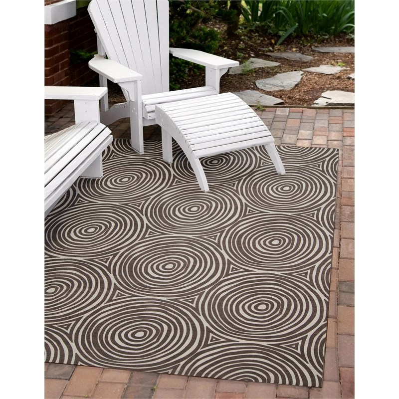 Linon Indoor Outdoor Machine Washable Dana Area 5'x7' Rug in Ivory and Brown