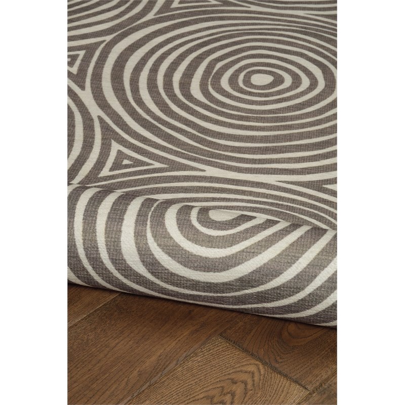Linon Indoor Outdoor Machine Washable Dana Area 5'x7' Rug in Ivory and Brown