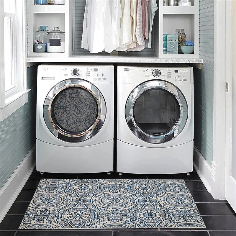 Linon Indoor Outdoor Machine Washable Doria Accent 2'x3' Rug in Smoke Gray