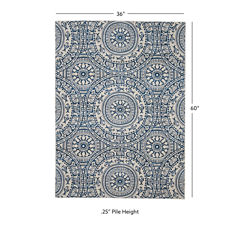 Linon Indoor Outdoor Machine Washable Doria Accent 3'x5' Rug in Smoke Gray