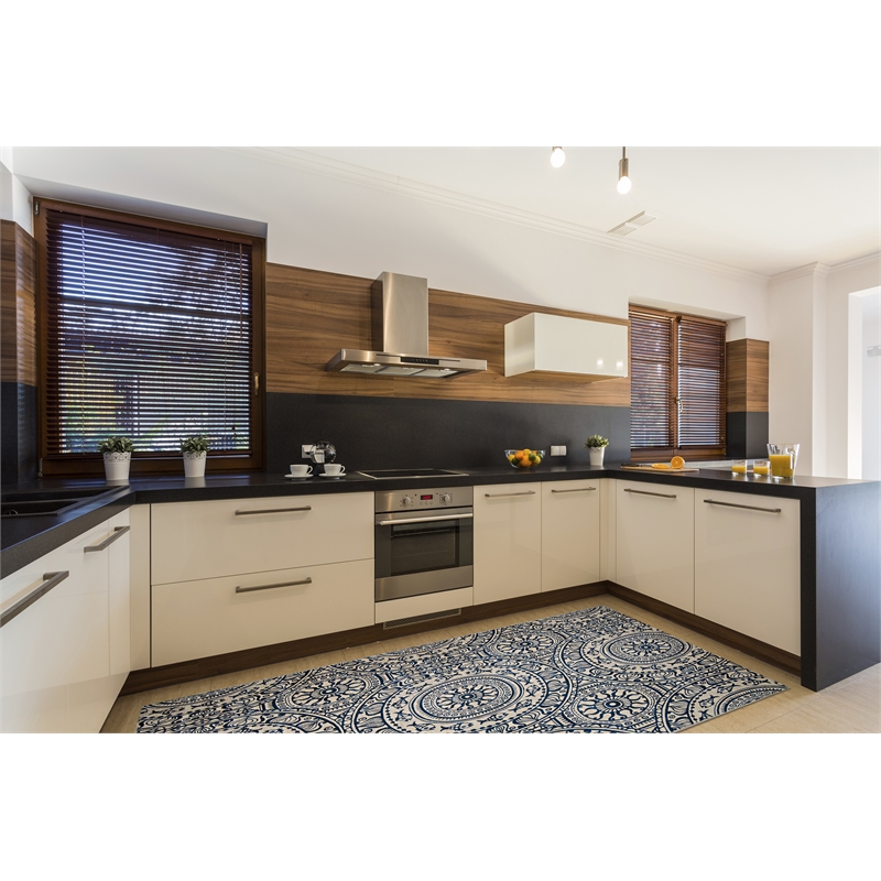 Linon Indoor Outdoor Machine Washable Doria Area 5'x7' Rug in Smoke Gray