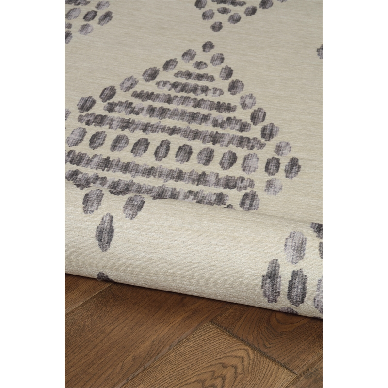 Linon Indoor Outdoor Machine Washable Ezili Area 5'x7' Rug in Ivory and Brown
