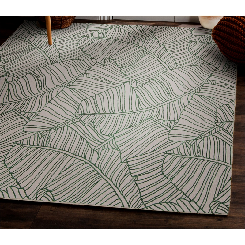 Linon Indoor Outdoor Machine Washable Apia Area 5'x7' Rug in Ivory and Green