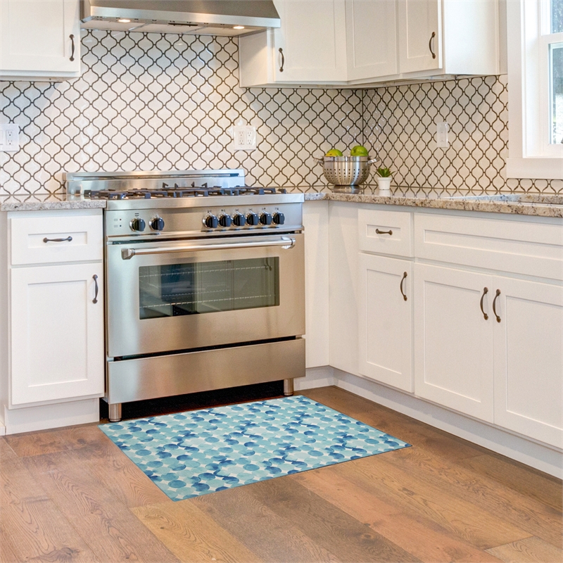 Linon Indoor Outdoor Machine Washable Cayman Polyester Accent 2'x3' Rug in Blue