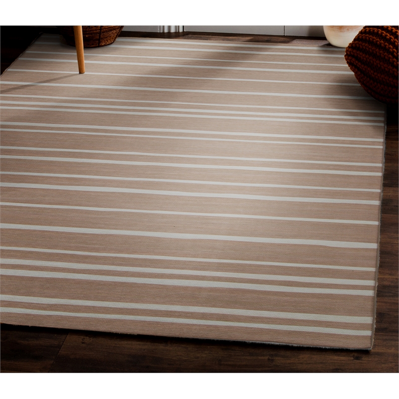 Linon Indoor Outdoor Machine Washable Sydney Area 5'x7' Rug in Tan and Ivory