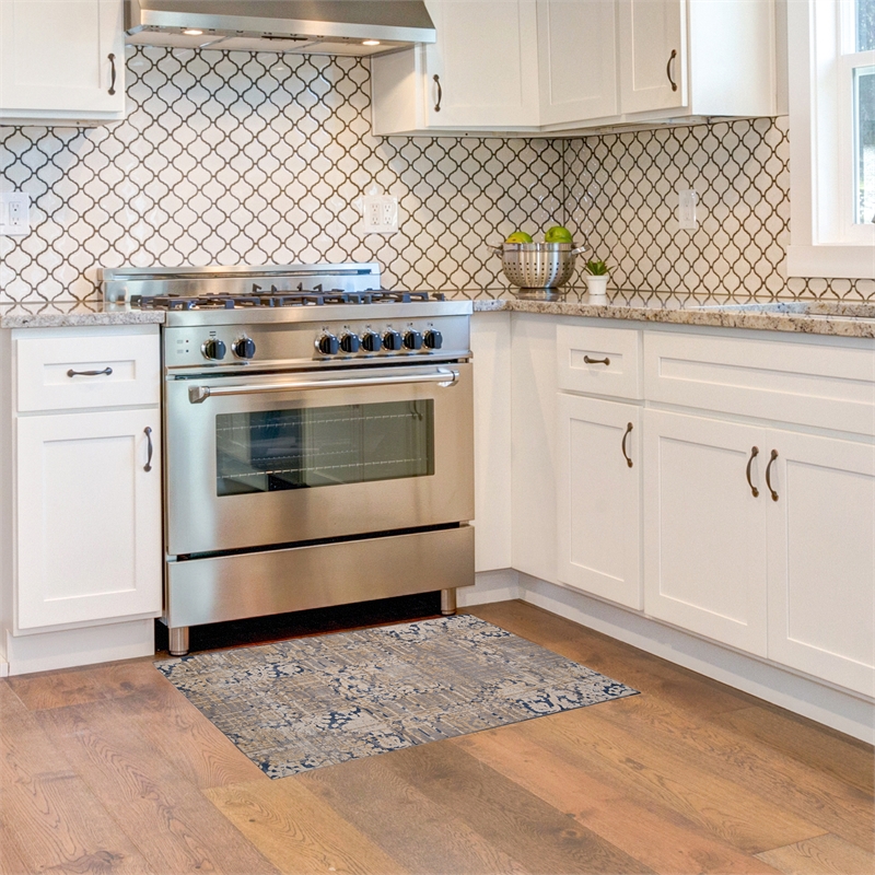 Linon Indoor Outdoor Machine Washable Anthia Accent 2'x3' Rug in Navy and Sand