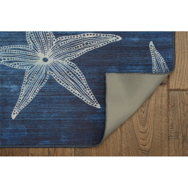 Linon Indoor Outdoor Machine Washable Bondi Polyester Area 7'x 9' Rug in Blue