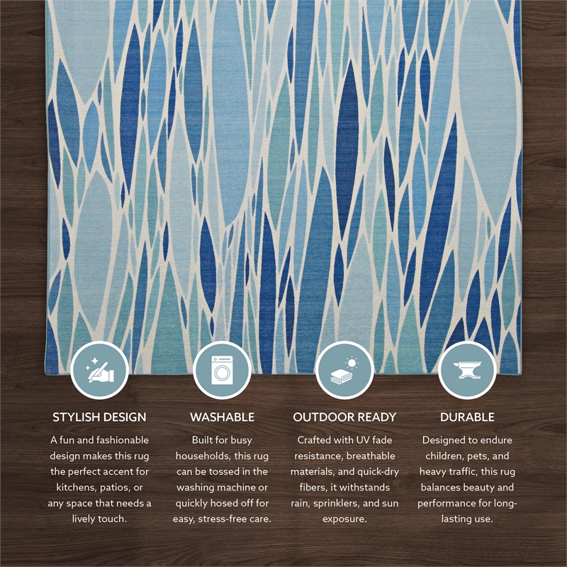 Linon Indoor Outdoor Machine Washable Kai Accent 2'x3' Rug in Blue and Ivory