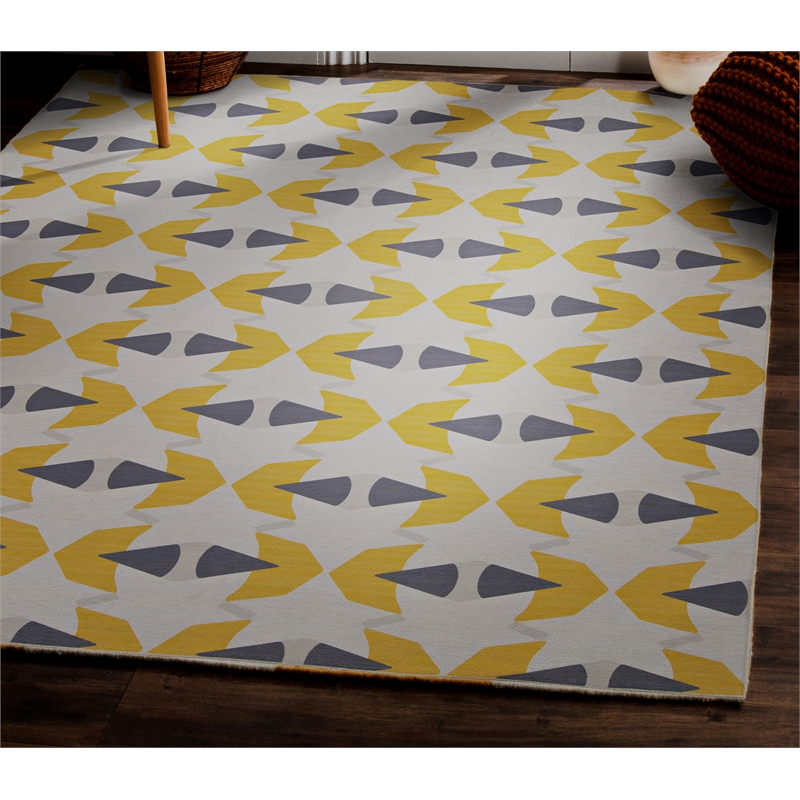 Linon Indoor Outdoor Machine Washable Lucia Area 5'x7' Rug in Ivory and Yellow