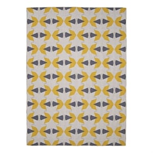 Linon Indoor Outdoor Machine Washable Lucia Area 5'x7' Rug in Ivory and Yellow