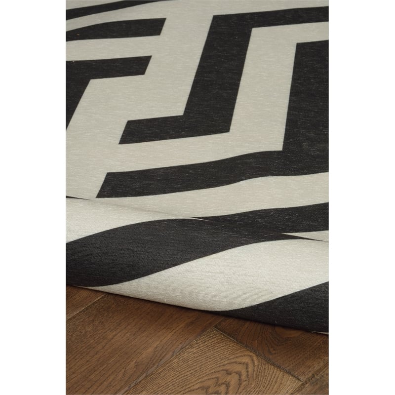 Linon Indoor Outdoor Machine Washable Kona Accent 3'x5' Rug in Ivory and Black
