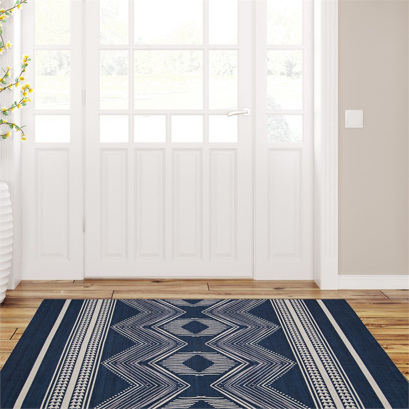 Linon Indoor Outdoor Machine Washable Danton Accent 3'x5' Rug in Navy