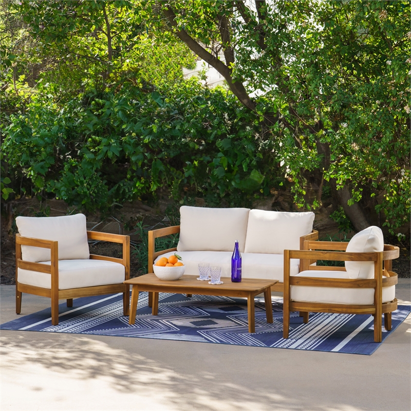 Linon Indoor Outdoor Machine Washable Danton Area 7'x9' Rug in Navy and Ivory