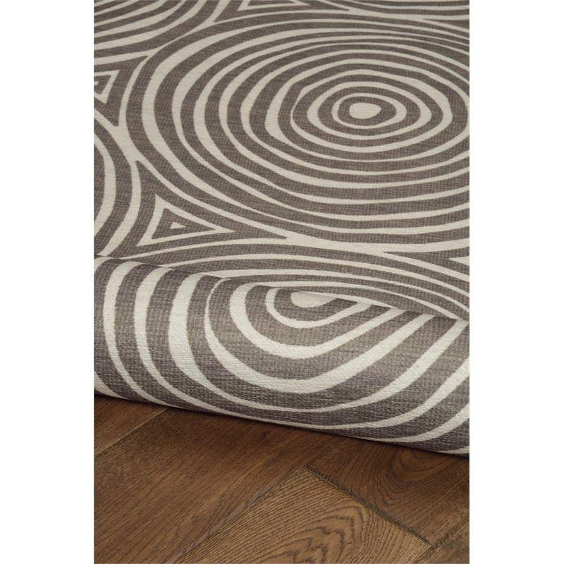Linon Indoor Outdoor Machine Washable Dana Area 7'x9' Rug in Ivory and Brown