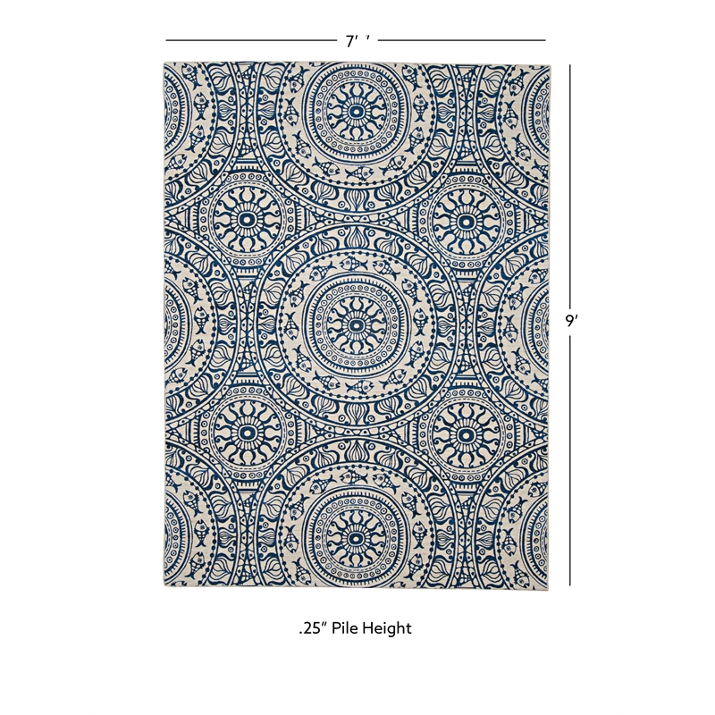 Linon Indoor Outdoor Machine Washable Doria Area 7'x9' Rug in Smoke Gray