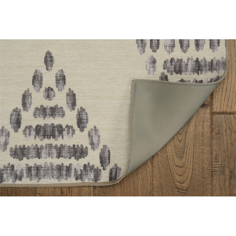 Linon Indoor Outdoor Machine Washable Ezili Area 7'x9' Rug in Ivory and Brown