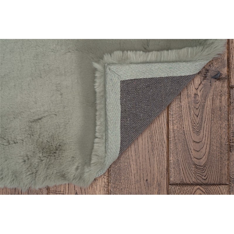 Linon Maven Faux Rabbit Polyester 7'6