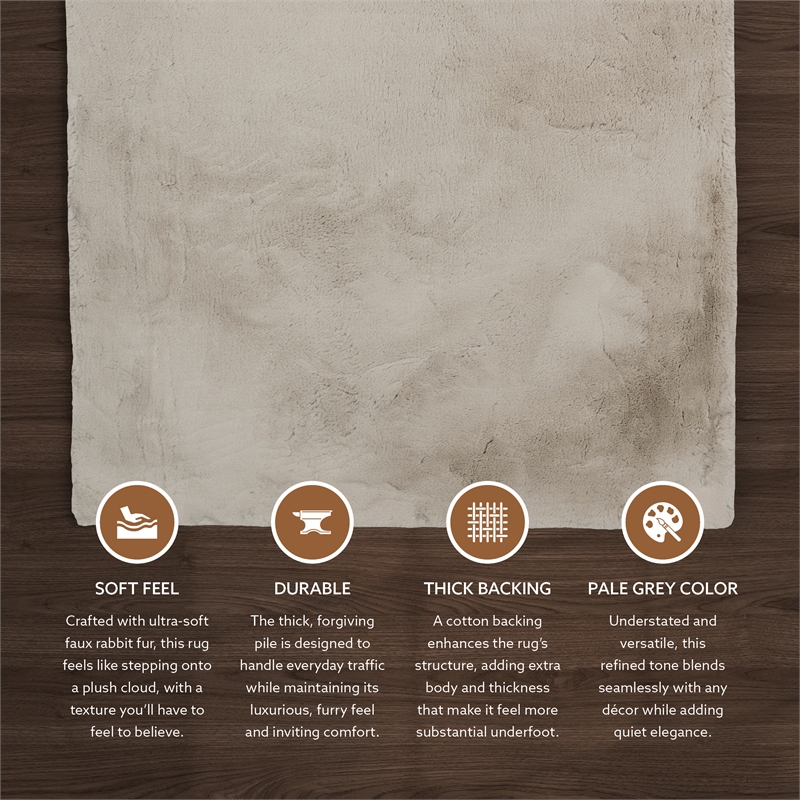 Linon Maven Faux Rabbit Polyester 7'6