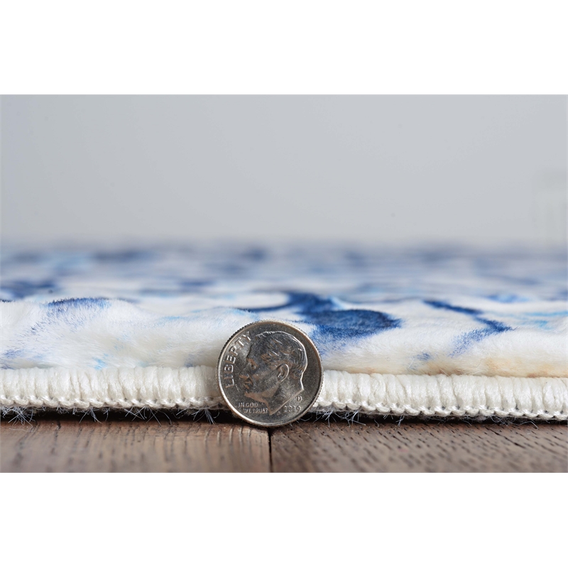 Linon Motif Printed Faux Rabbit Ingrain Polyester 3'x5' Accent Rug in Blue