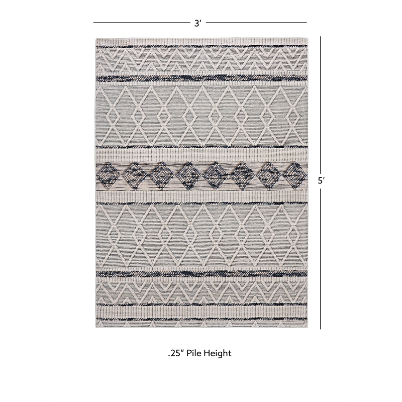 Linon Marion Novi Polyester 3' x 5' Accent Rug in Cream