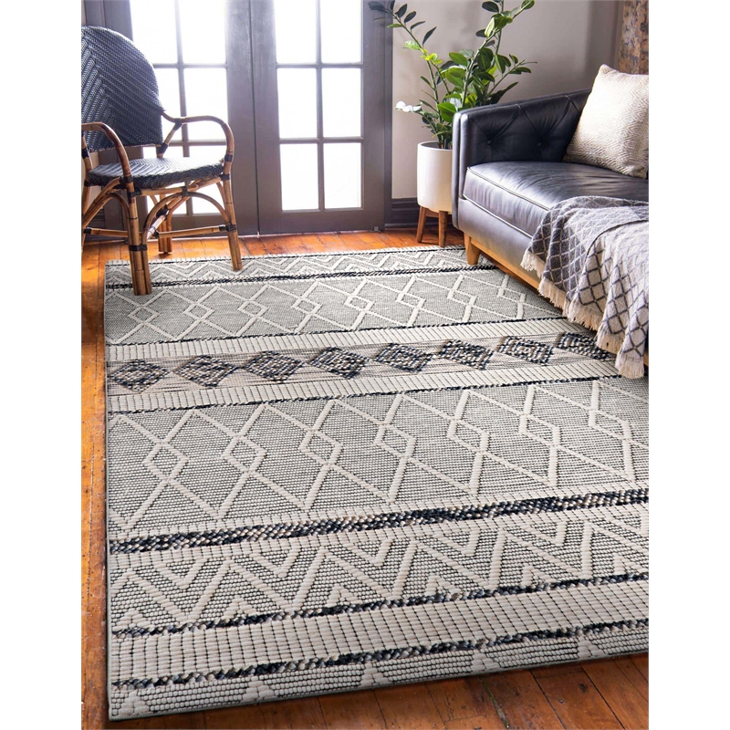 Linon Marion Novi Polyester 5' x 7' Area Rug in Cream