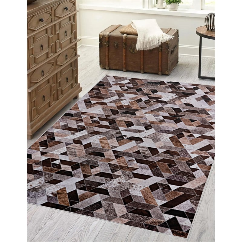 Linon Laredo Lockhart Polyester Faux Cowhide 3' X 5' Accent Rug in Brown
