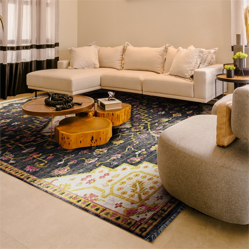 Linon Logan Gazia Polyester 8' X 10' Area Rug in Black and Ivory