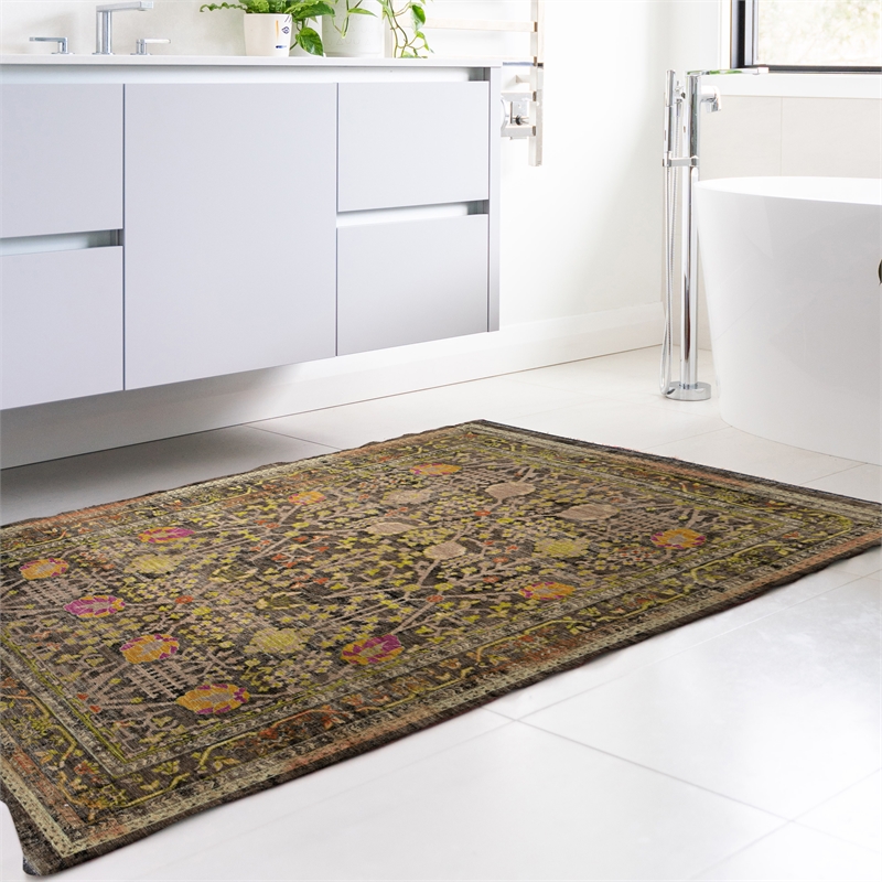 Linon Logan Malaya Polyester 3' X 5' Accent Rug in Black and Green